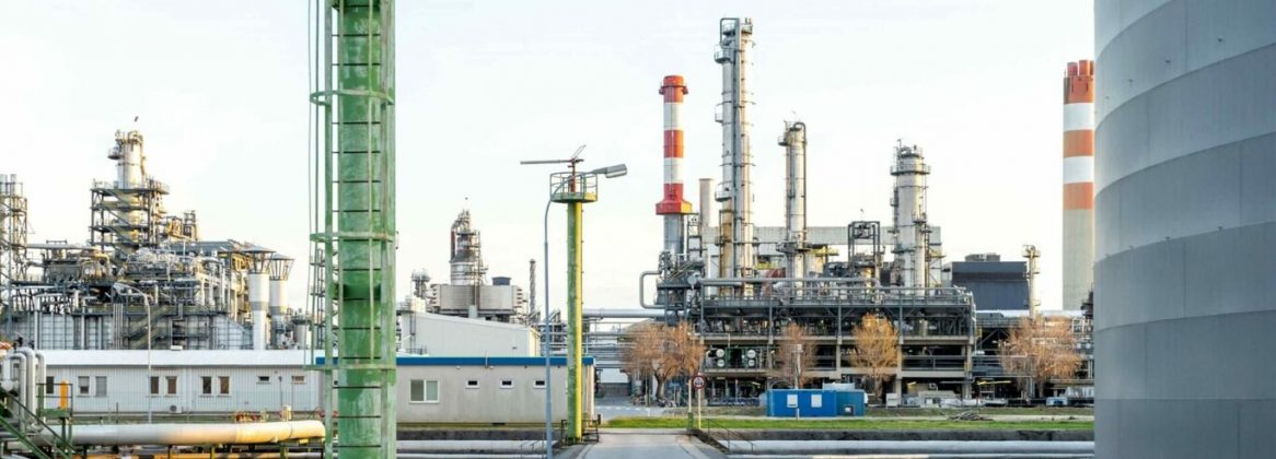Refinery of the future Transforming Turnaround Management - Banner Image